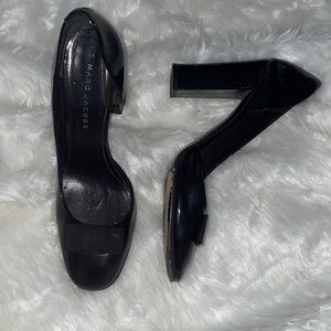 Marc Jacobs Glossy Black Heels sz 39